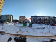 Детская площадка во дворе