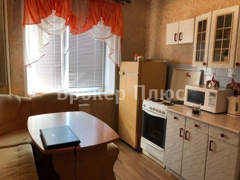 Сдаю 1-к. квартиру, 51 м². Абакан, Северный проезд, 19