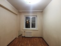 Комната - вид от двери.