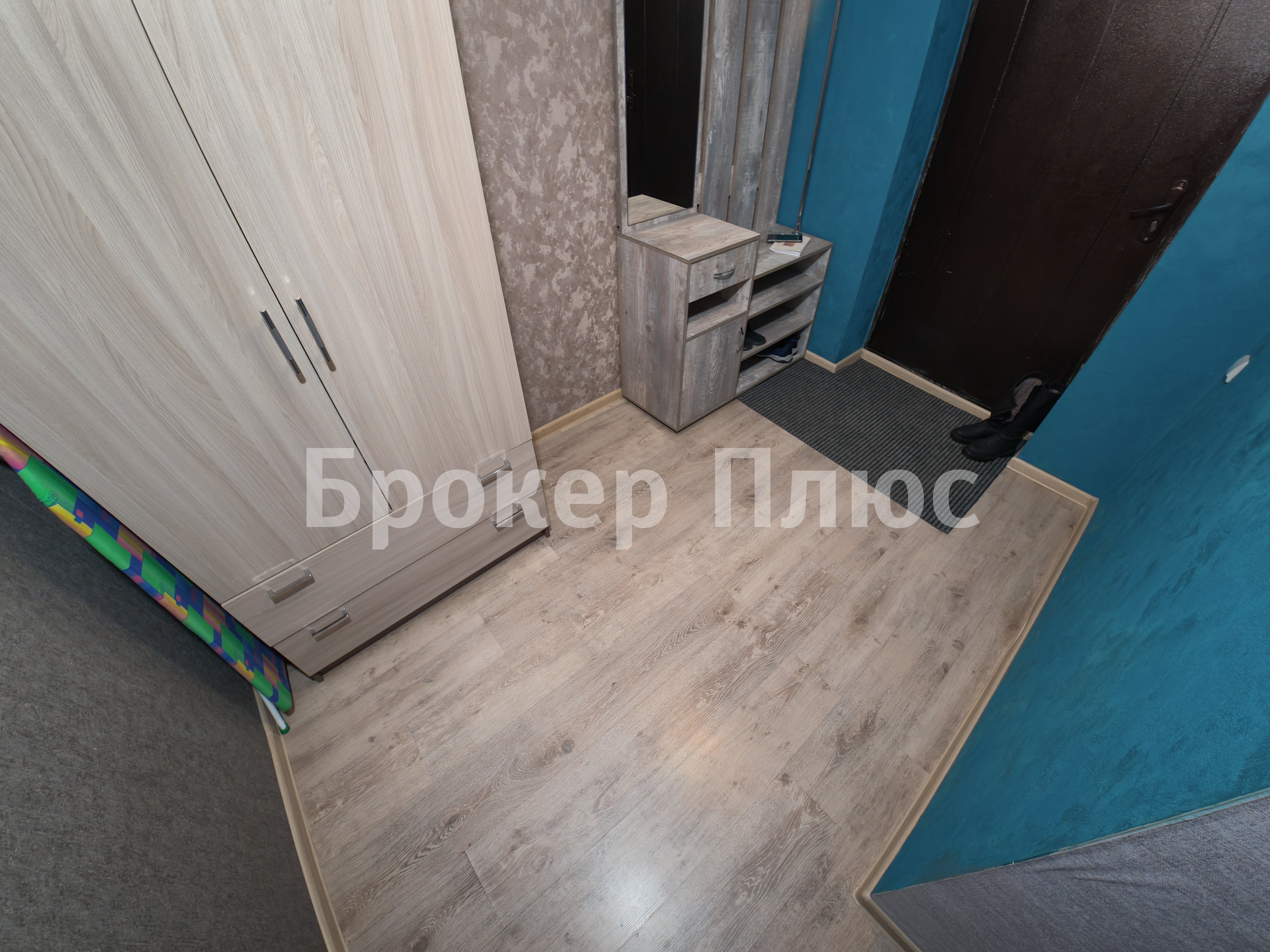 Продаю студию, 42 м². Абакан, Ивана Ярыгина, 21