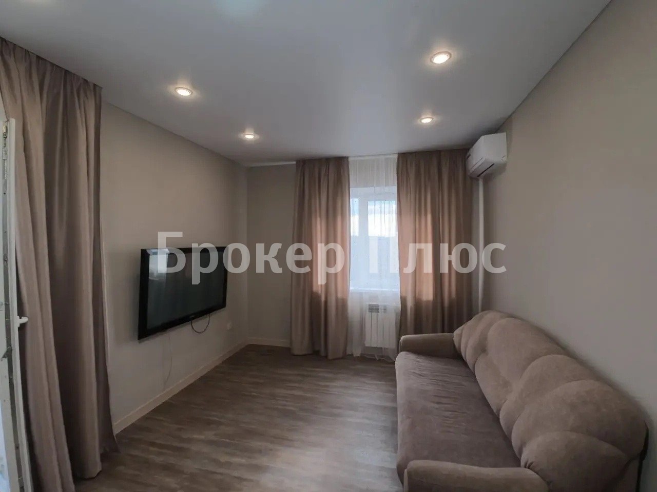 Продаю 2-к. квартиру, 55 м². Абакан, Ивана Ярыгина, 33/2