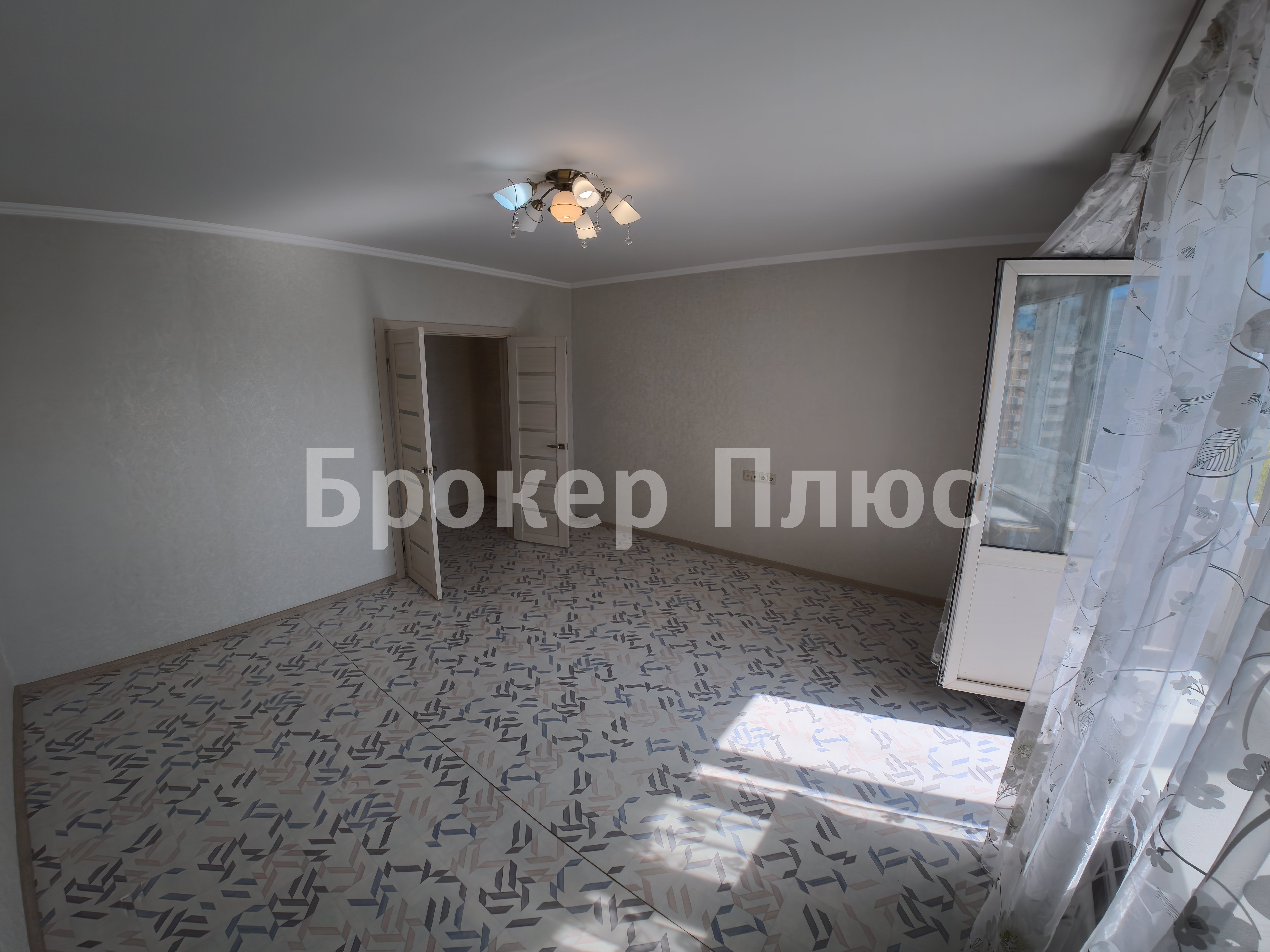 Продаю 2-к. квартиру, 54.7 м². Абакан, Крылова, 102