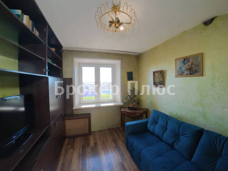 Сдаю 4-к. квартиру, 77 м². Абакан, Советская, 136