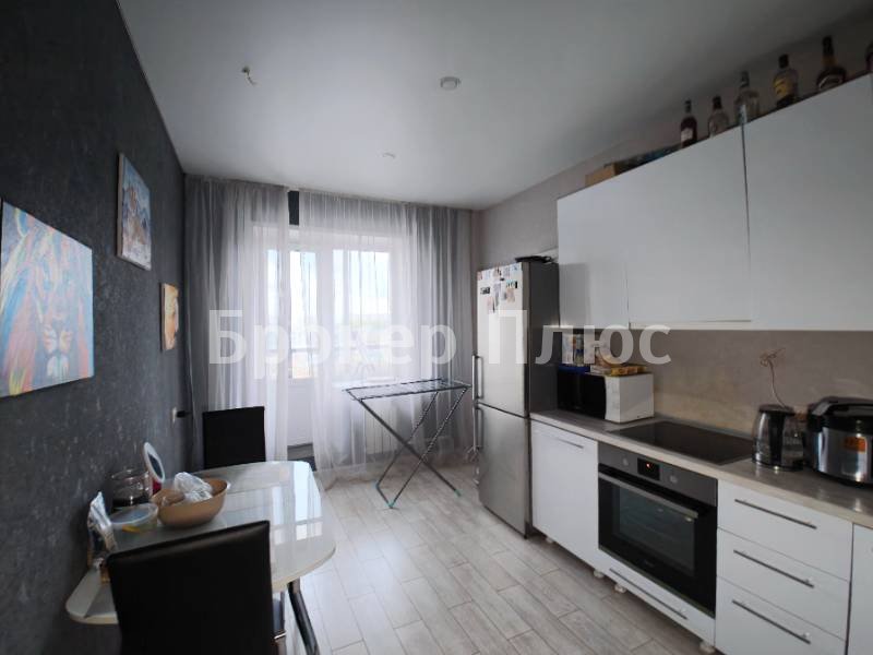 Сдаю 1-к. квартиру, 41 м². Абакан, Кирова, 120А