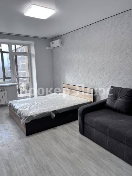 Сдаю 1-к. квартиру, 40.8 м². Абакан, Авиаторов, 5