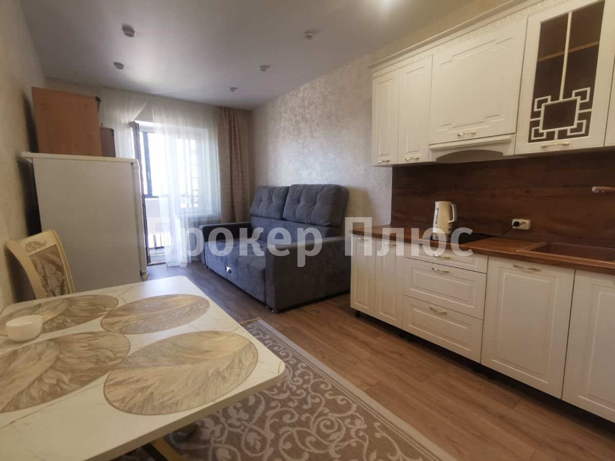 Сдаю 1-к. квартиру, 27 м². Абакан, Богдана Хмельницкого, 242