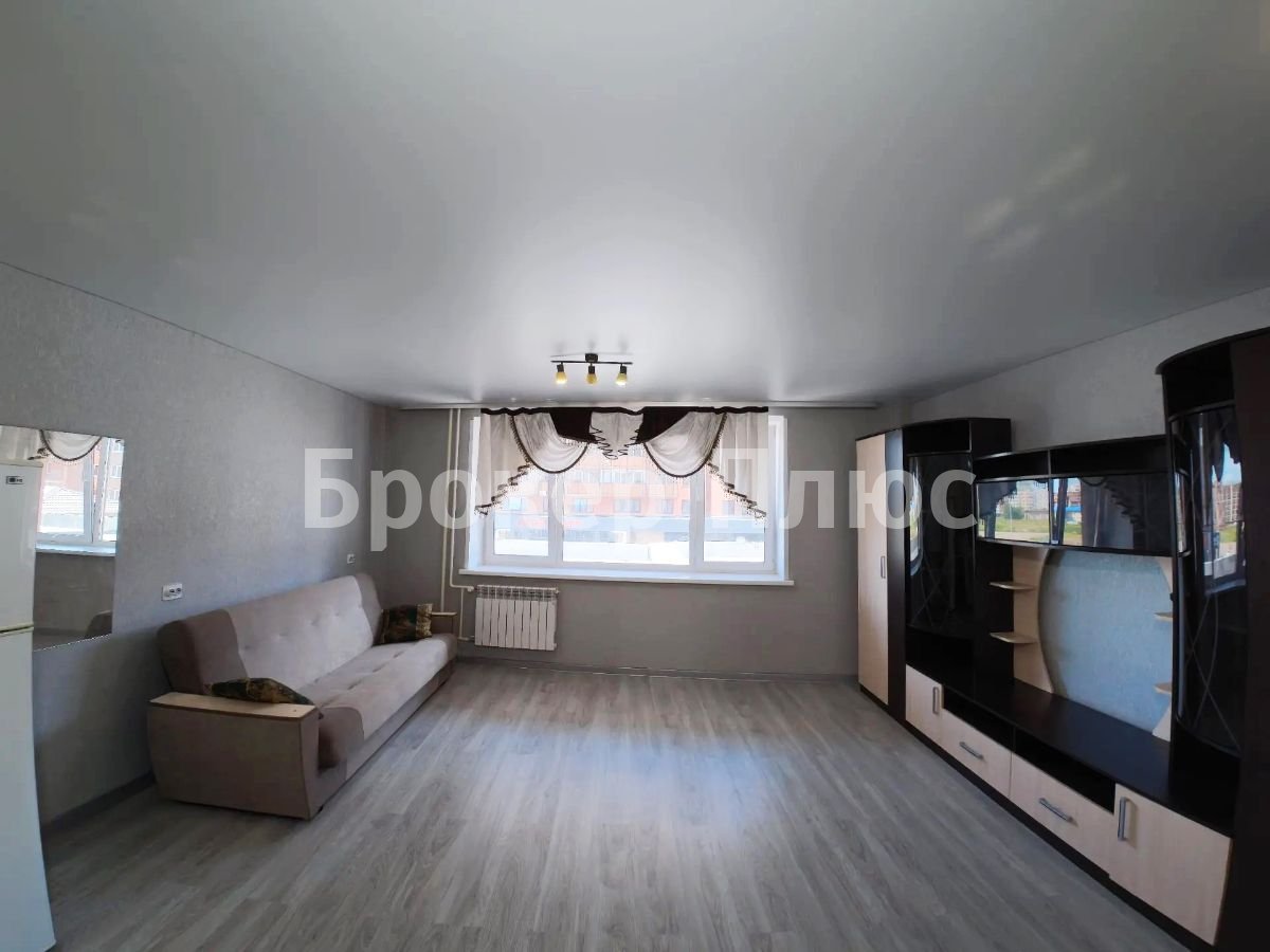 Сдаю 1-к. квартиру, 37 м². Абакан, Кирова, 185
