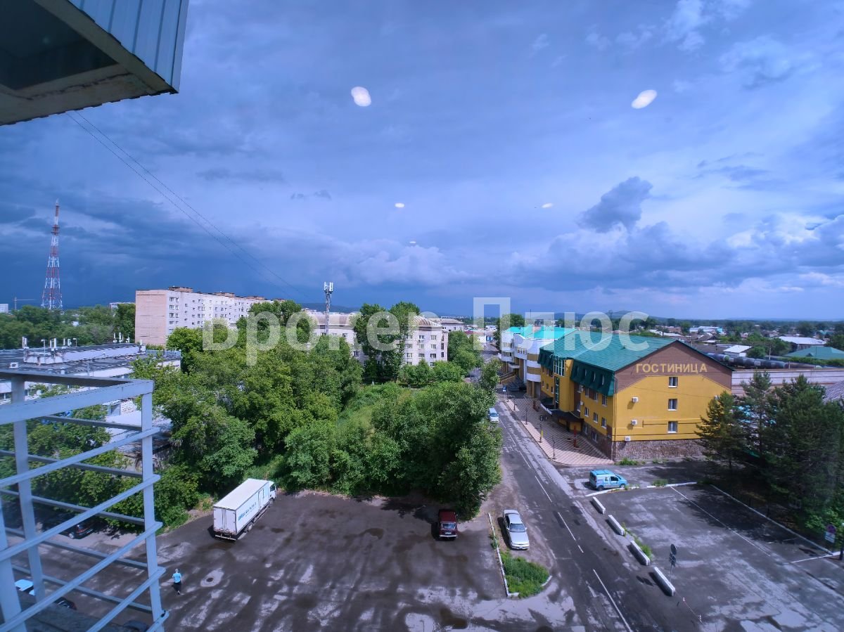 Сдаю 2-к. квартиру, 55 м². Абакан, Вокзальная, 12
