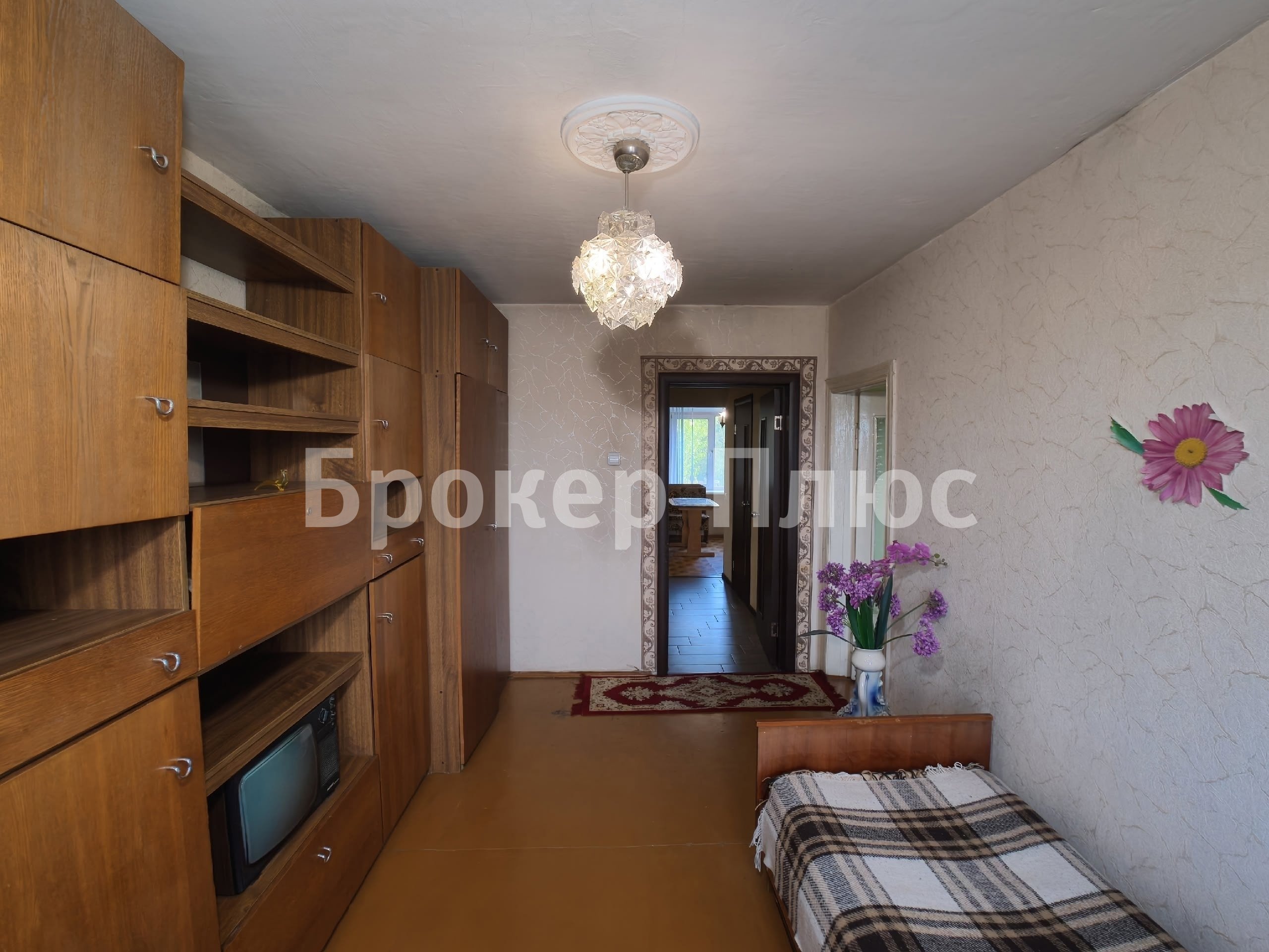 Продаю 3-к. квартиру, 65 м². Абакан, Баумана, 9