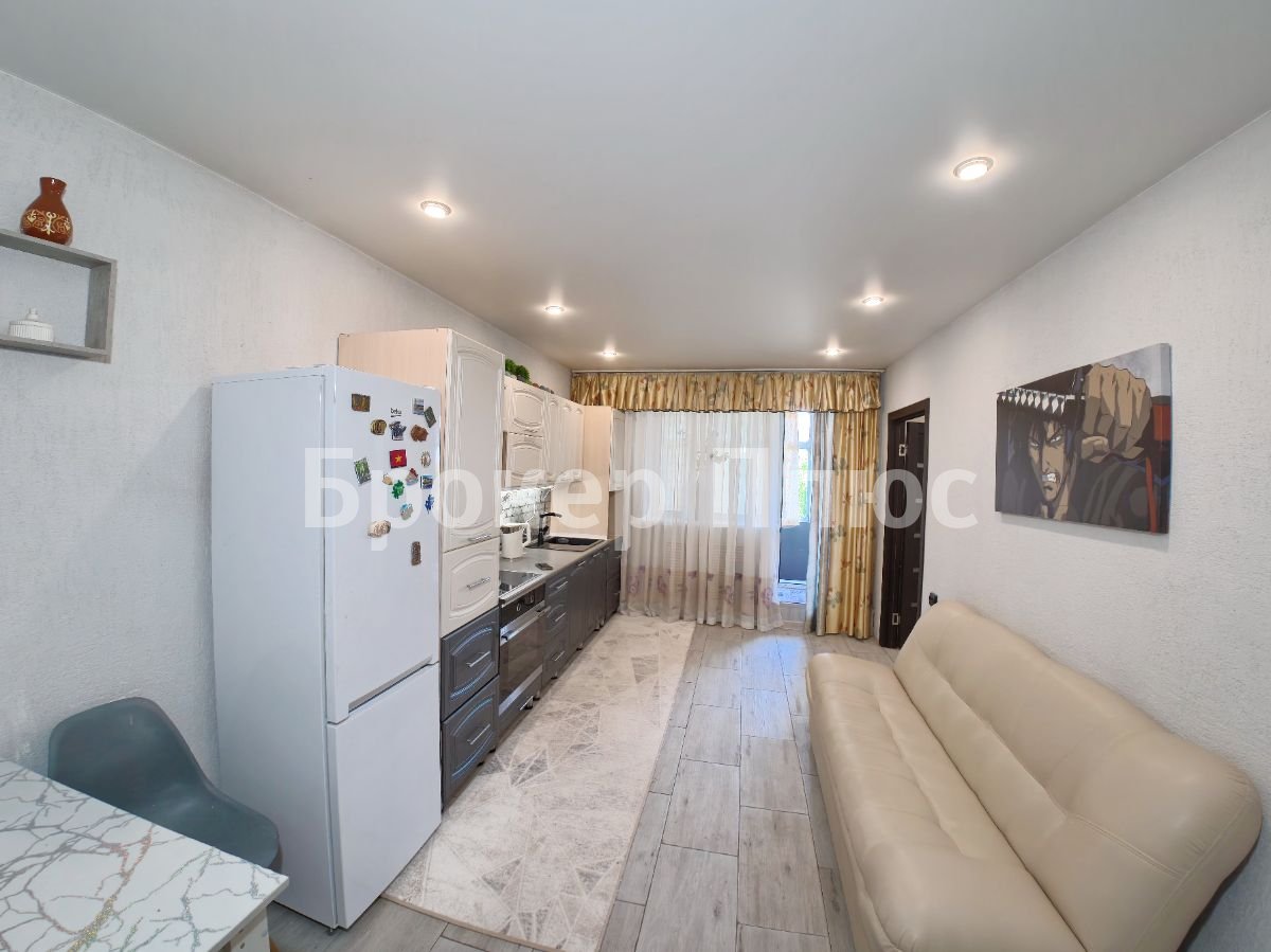 Продаю 2-к. квартиру, 62.3 м². Абакан, Маршала Жукова, 90
