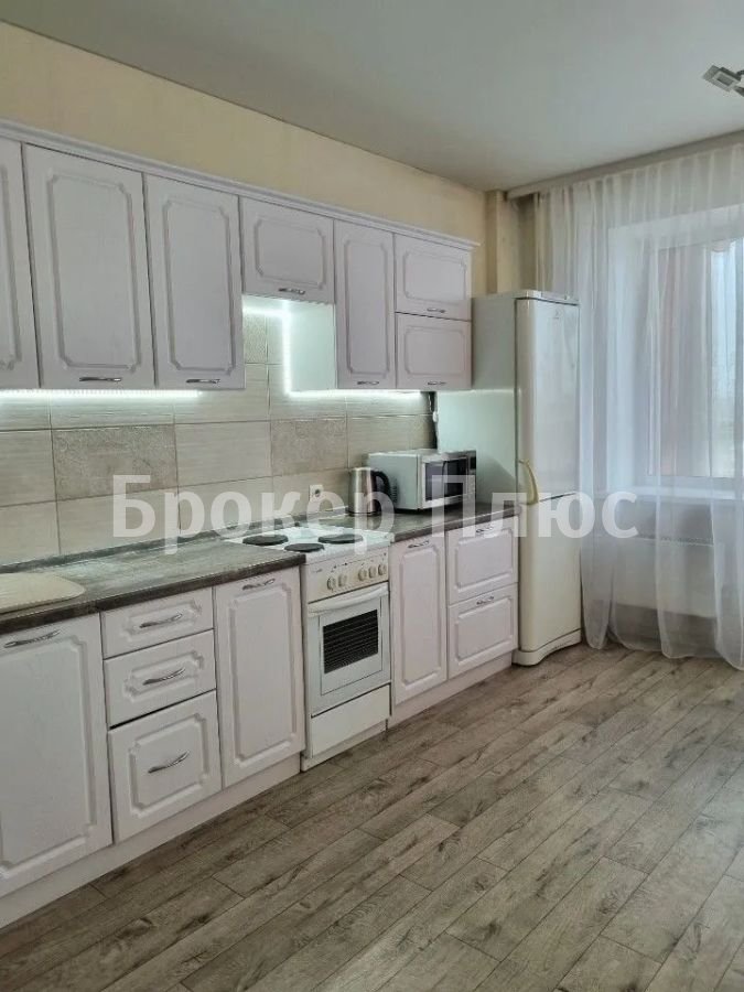 Сдаю 1-к. квартиру, 38 м². Абакан, Крылова, 48