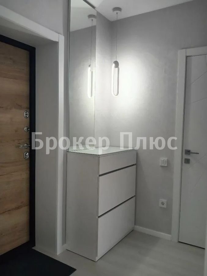Сдаю 1-к. квартиру, 41 м². Абакан, Авиаторов, 54к1