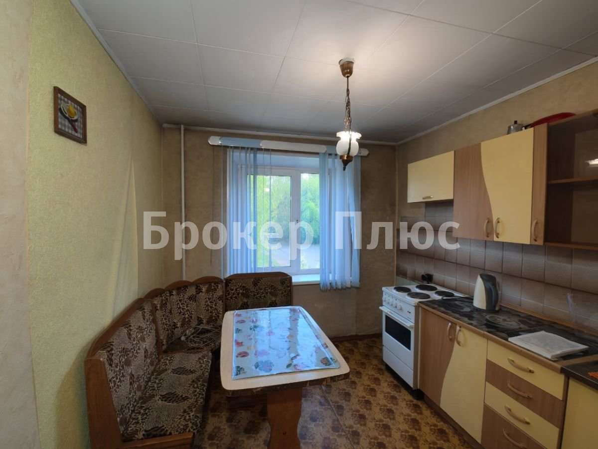 Сдаю 3-к. квартиру, 65 м². Абакан, Баумана, 9
