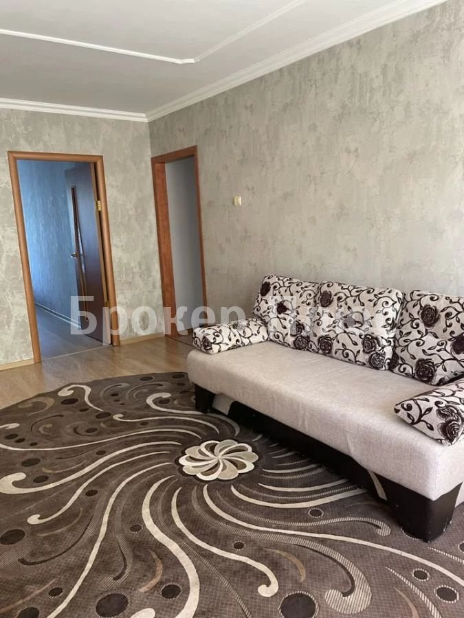 Сдаю 2-к. квартиру, 45 м². Абакан, Советская, 119
