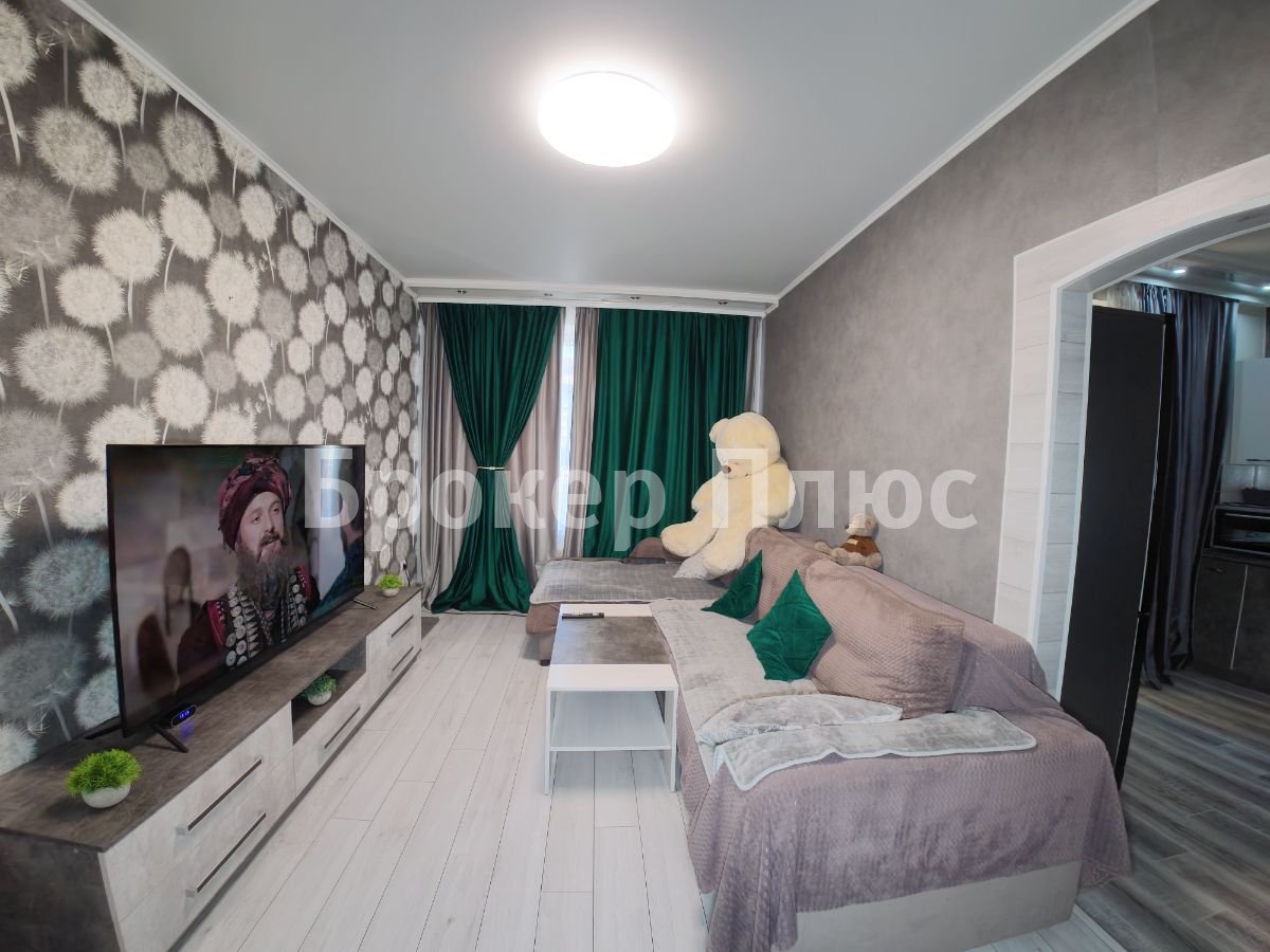 Продаю 3-к. квартиру, 60 м². Абакан, Некрасова, 33